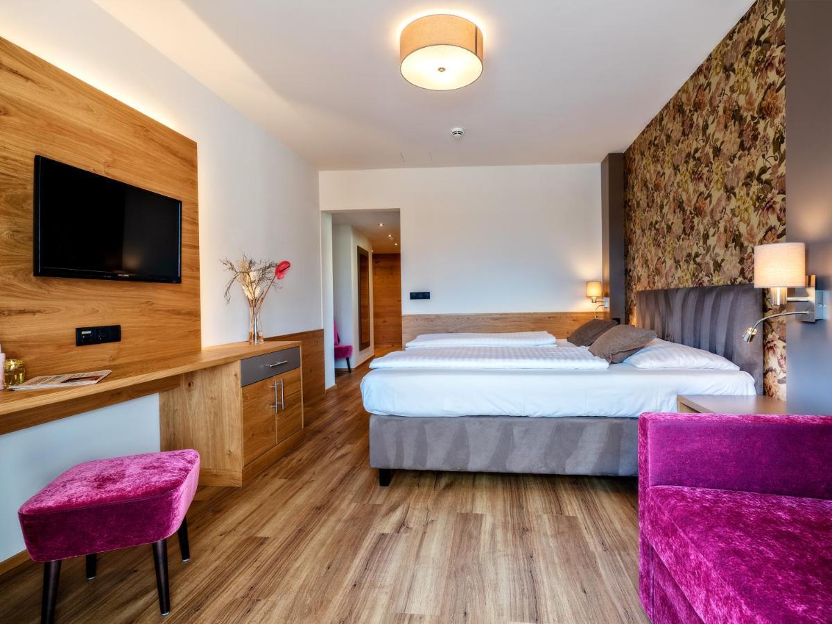 Stadthotel Eggerbraeu Imst Exterior foto