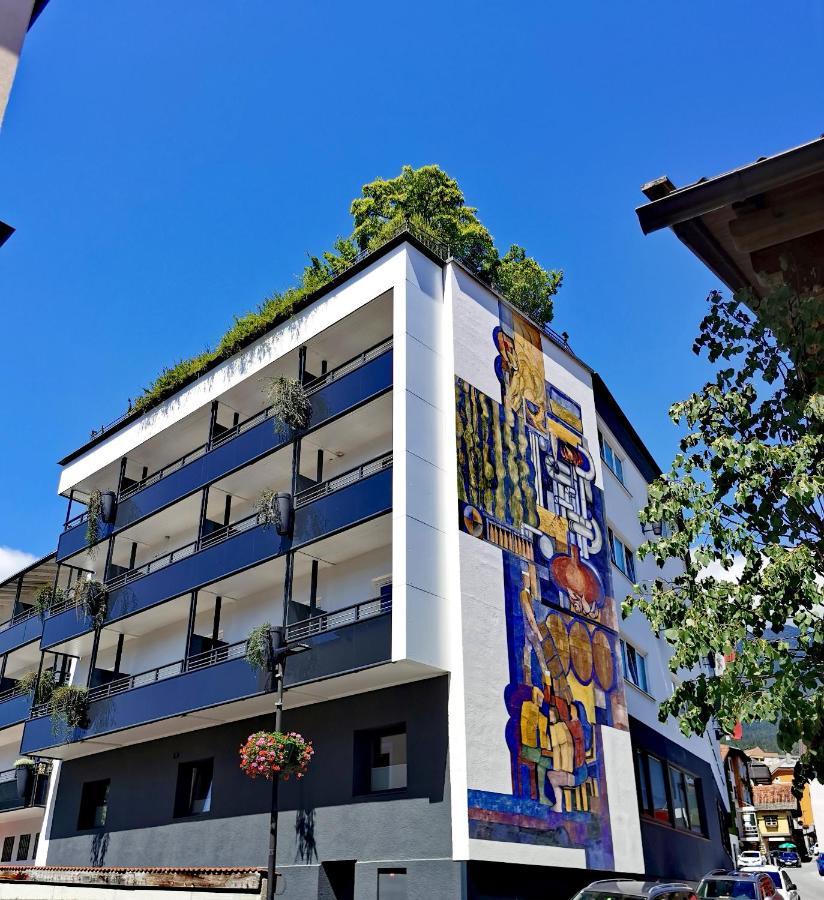 Stadthotel Eggerbraeu Imst Exterior foto